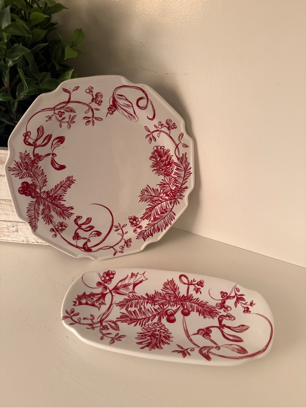 Mud Pie Christmas Ceramic Plate & Serving Tray Set Red Woodland Holiday Pinecone